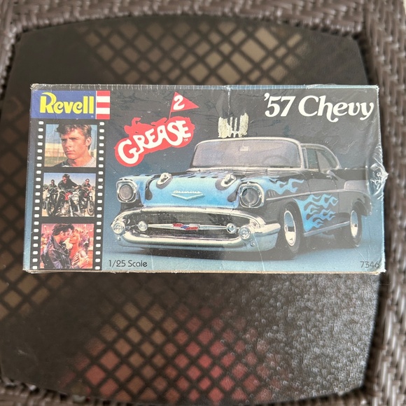 Vintage Revell Grease 2 '57 Chevy Model Kit 1/25 Scale #7346 - Picture 6 of 11